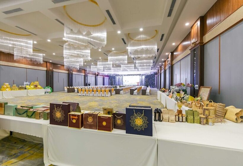 هتل Hoang Son Peace