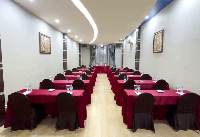 酒店 Horison Kendari