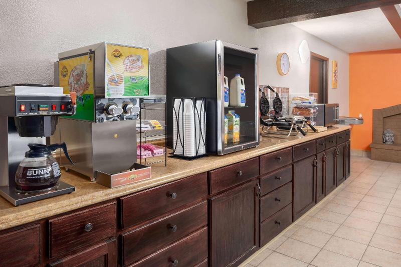 酒店 Howard Johnson By Wyndham Appleton