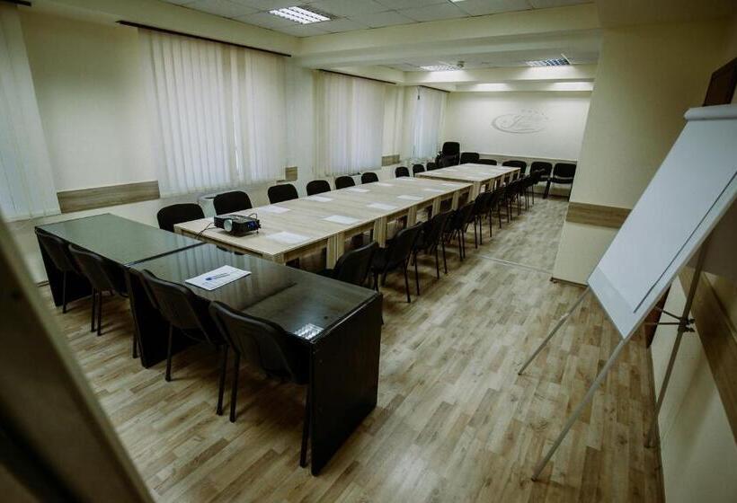 هتل Jelena Brčko