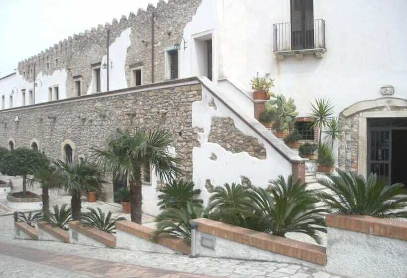 בית מלון כפרי La Fortezza