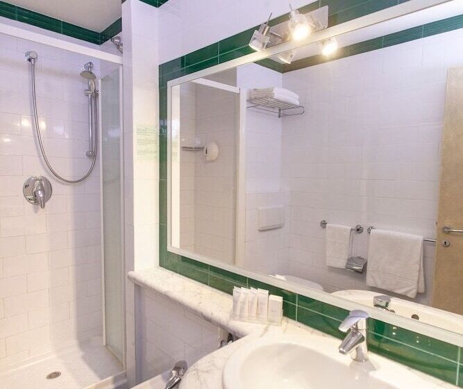 Отель La Perla Del Golfo