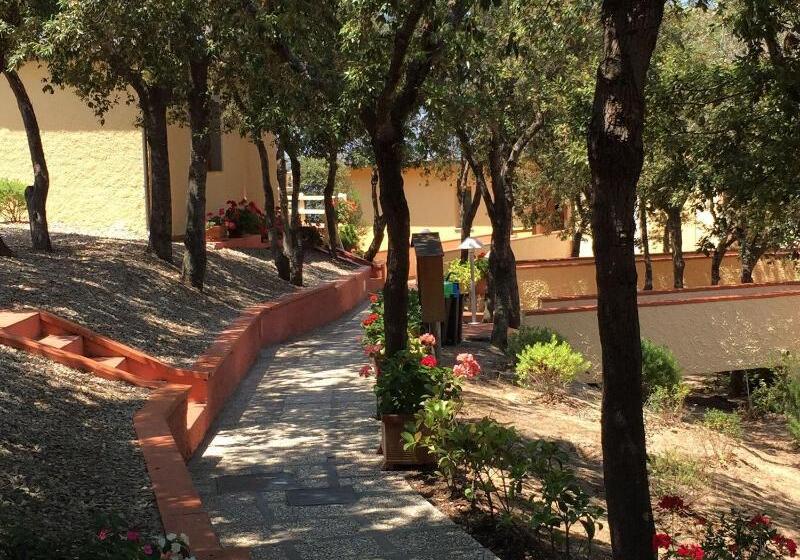 Отель La Perla Del Golfo