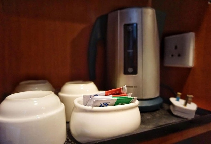 Lander Hotel Prince Edward