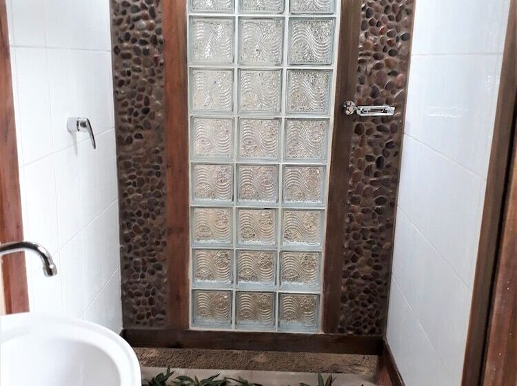 هتل Likuri Island Resort Fiji