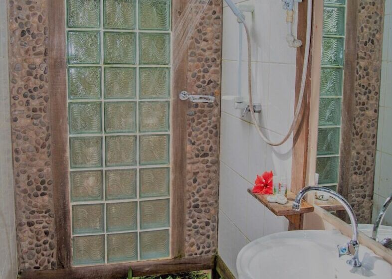 Отель Likuri Island Resort Fiji