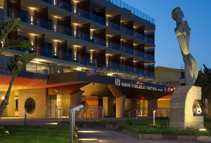 酒店 Main Palace