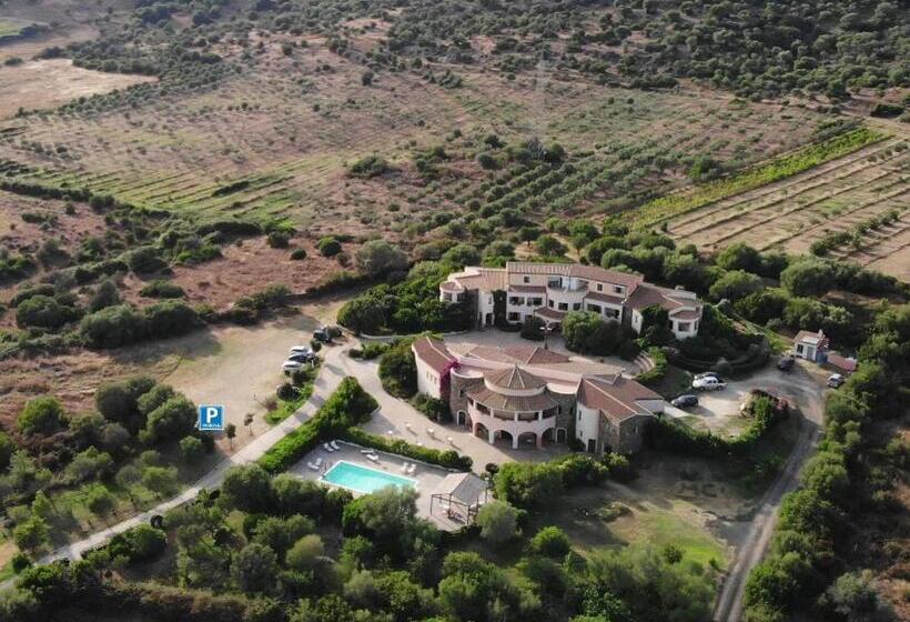 Отель Maria Caderina Green Village