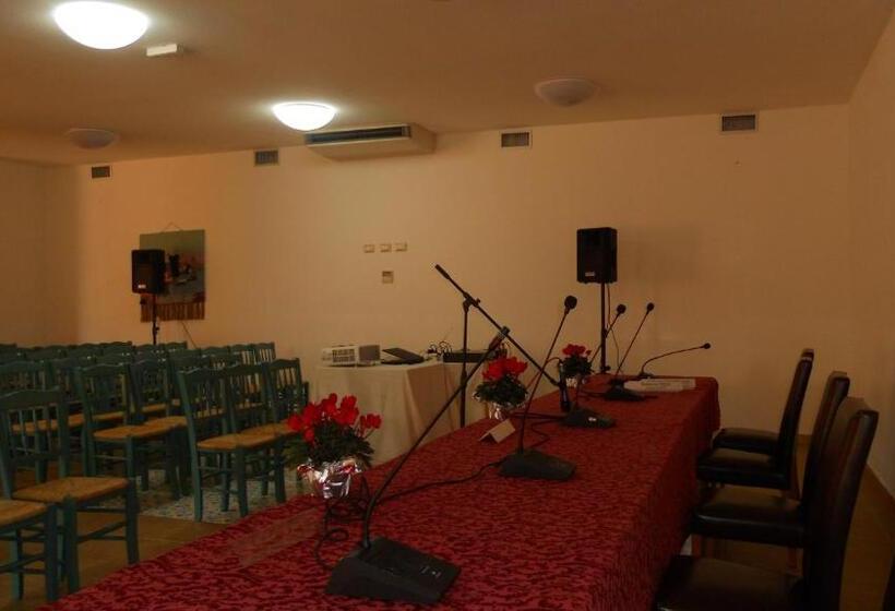 Отель Maria Caderina Green Village