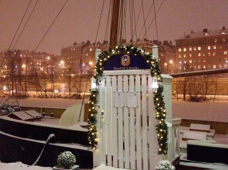 בית מלון כפרי M/s Monika