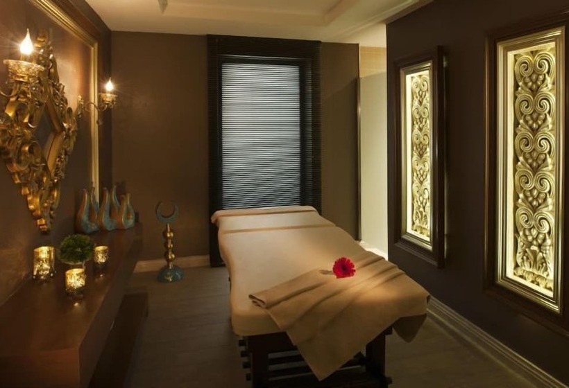 酒店 Ng Afyon Wellness & Convention