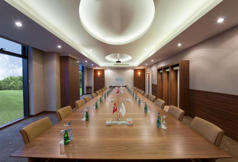 酒店 Ng Afyon Wellness & Convention