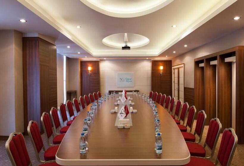 酒店 Ng Afyon Wellness & Convention