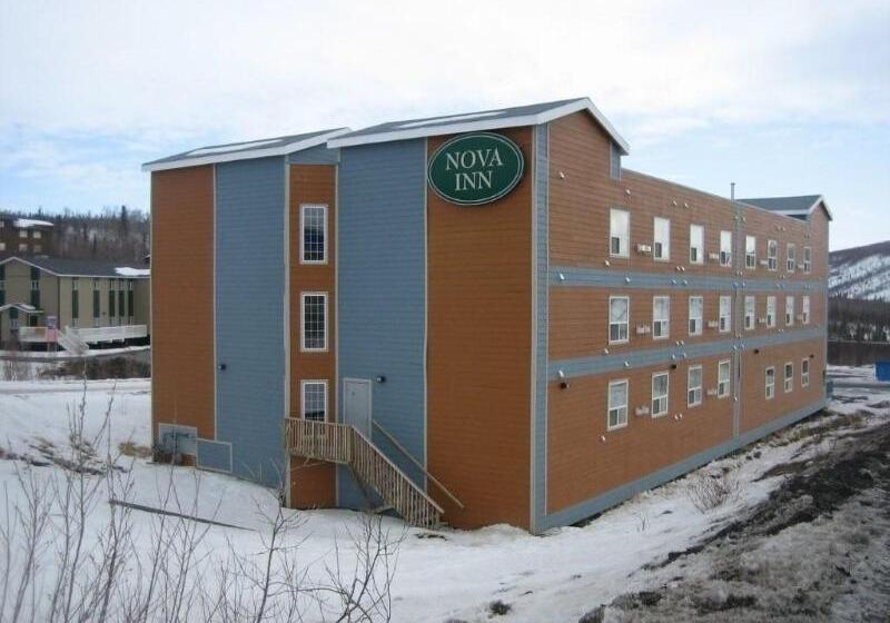 فندق Nova Inn Inuvik