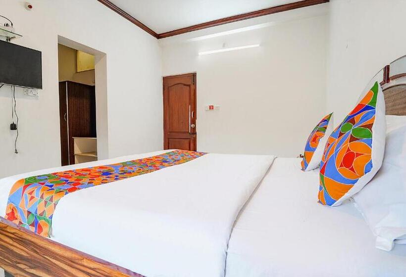 Отель Orchid Inn