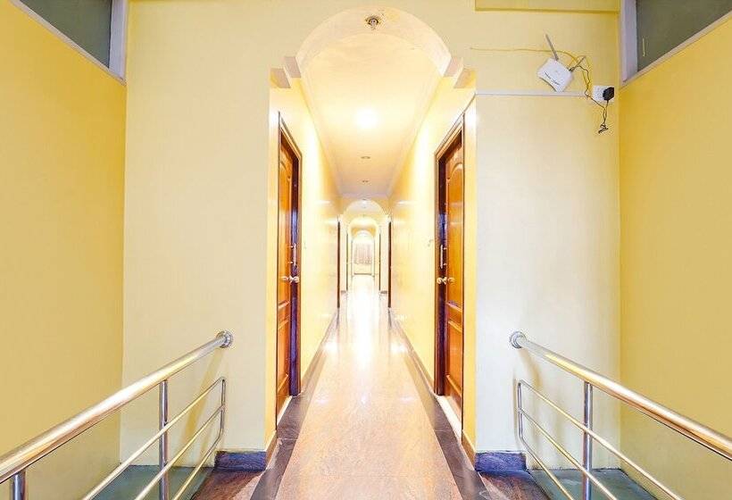 Отель Orchid Inn