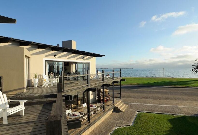 Hotel Oyster Box Guesthouse