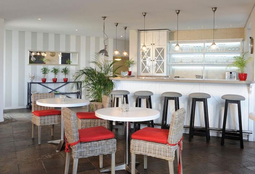 Hotel Oyster Box Guesthouse