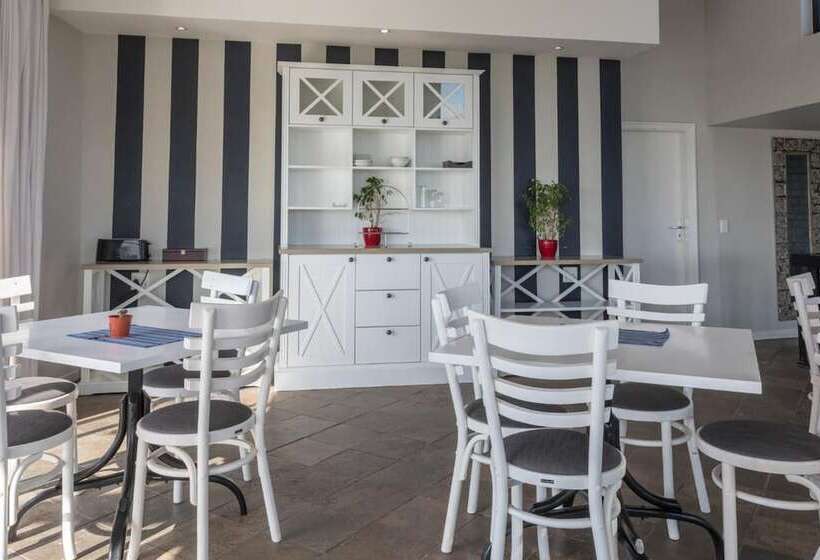 Hotel Oyster Box Guesthouse