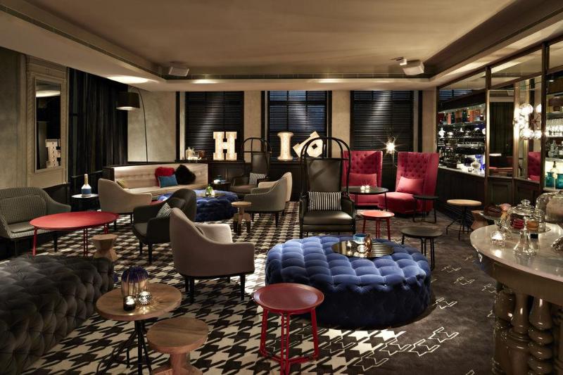 Отель Qt Sydney