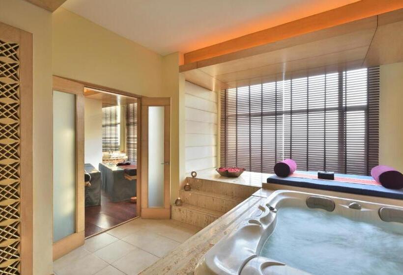 Radisson Blu Hotel, Indore