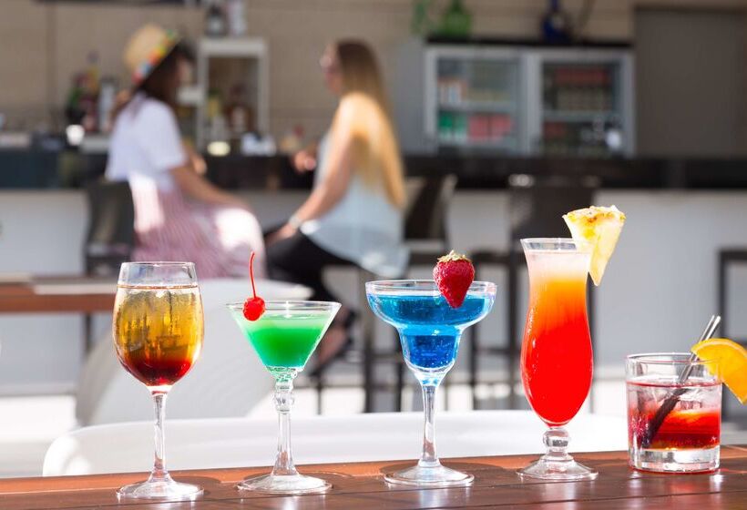 هتل Radisson Blu Resort & Congress Centre Sochi