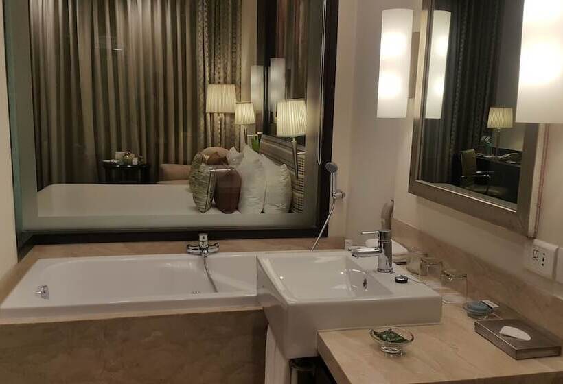 酒店 Radisson Noida