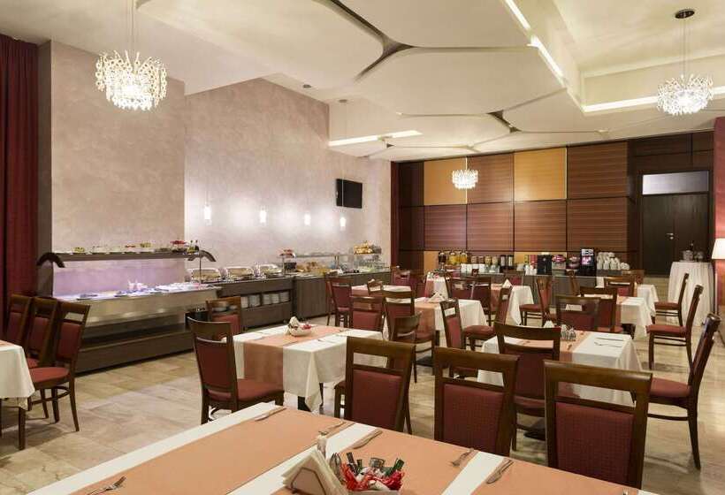هتل Wyndham Cluj