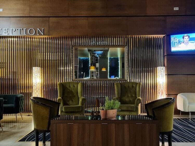هتل Wyndham Cluj