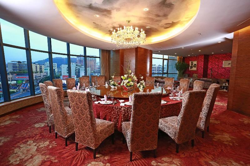 בית מלון כפרי Ramada Longyan