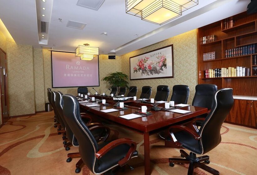 בית מלון כפרי Ramada Longyan