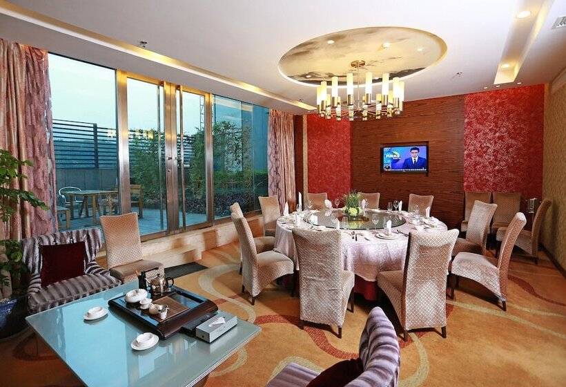 בית מלון כפרי Ramada Longyan