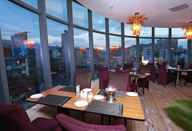 בית מלון כפרי Ramada Longyan