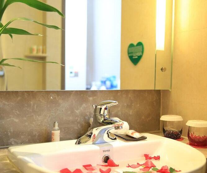 בית מלון כפרי Ramada Longyan