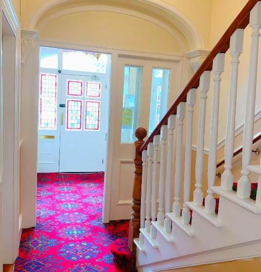 فندق Redclyffe Guesthouse