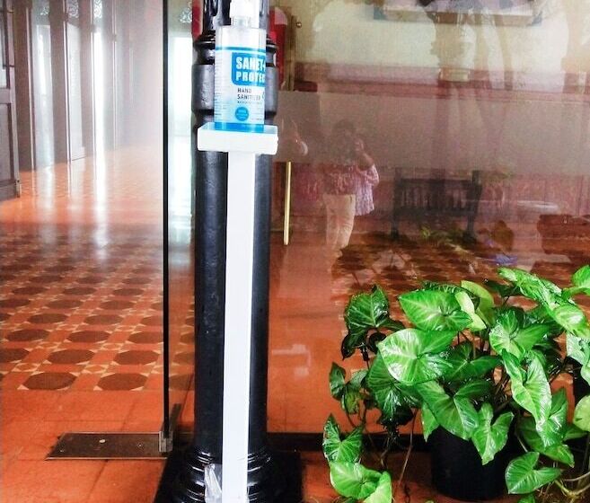 فندق Regenta Mpg Club