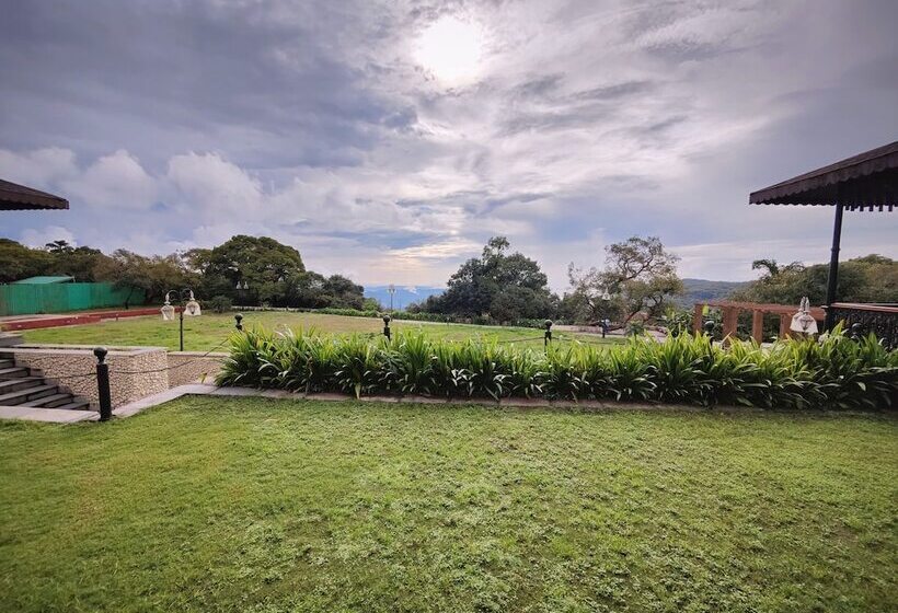 فندق Regenta Mpg Club