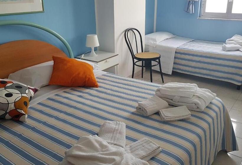 בית מלון כפרי Ristorante La Scogliera   Nuova Gestione