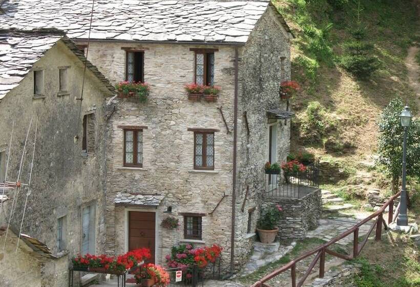 田舎風ホテル Borgo Isola Santa