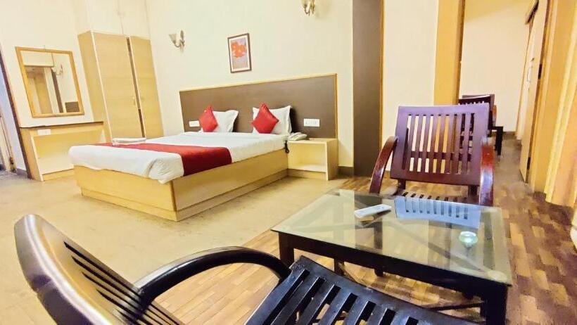 Отель Sapphire Luxury Suite Ooty