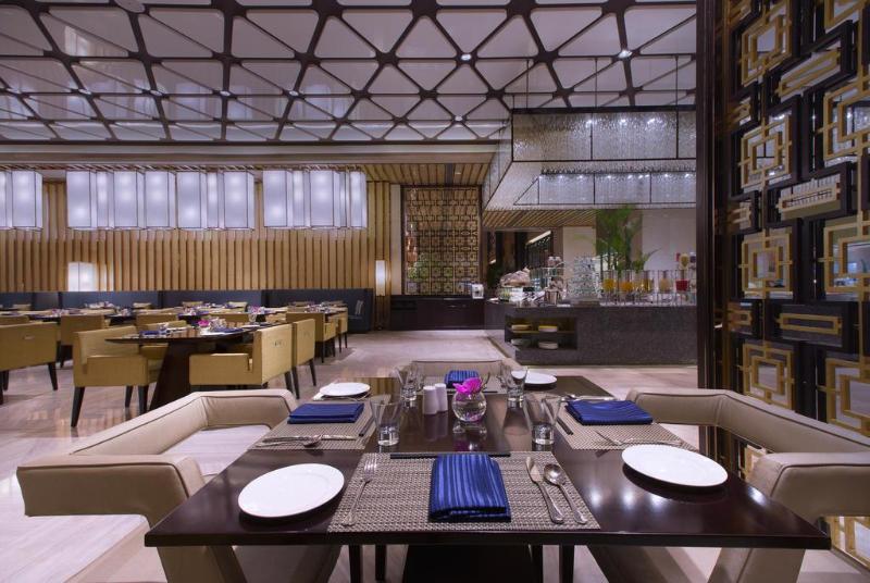 Отель Wanda Vista Taiyuan