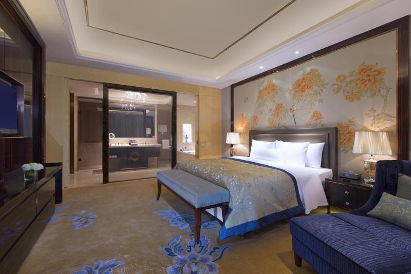 Отель Wanda Vista Taiyuan