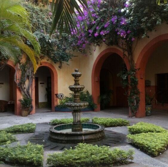 هتل The Melville Boutique