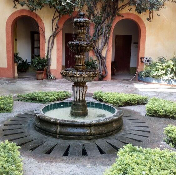 هتل The Melville Boutique