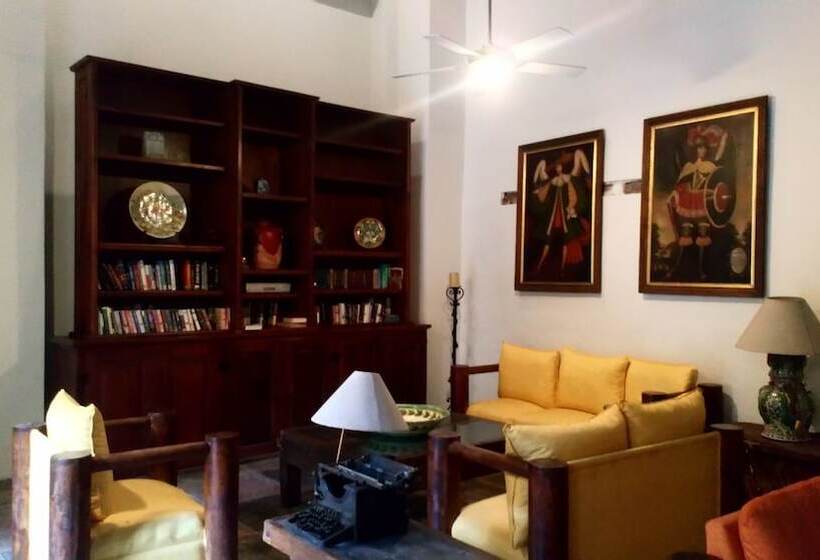 هتل The Melville Boutique