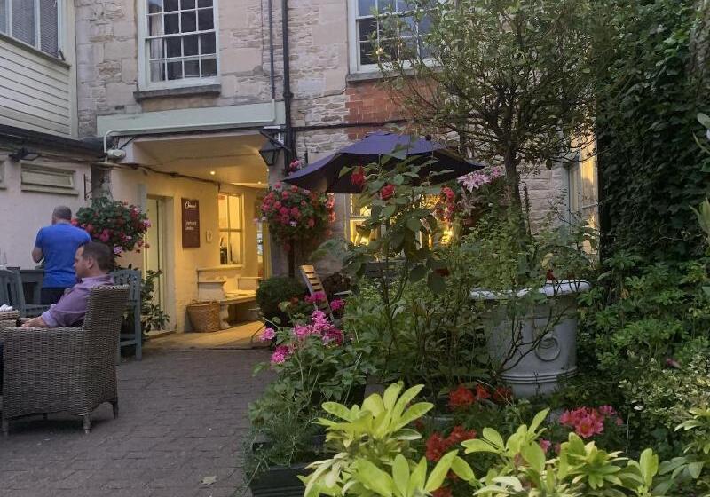 בית מלון כפרי The Ormond At Tetbury