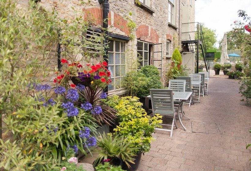 בית מלון כפרי The Ormond At Tetbury