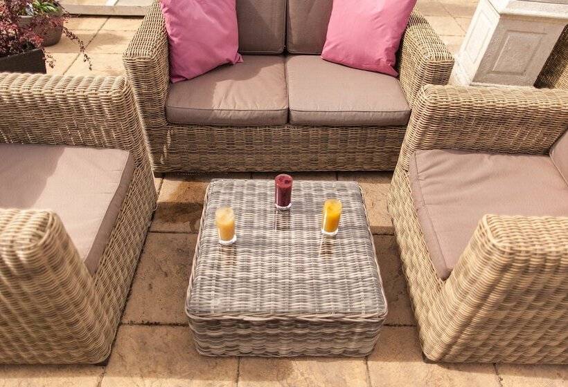 בית מלון כפרי The Ormond At Tetbury