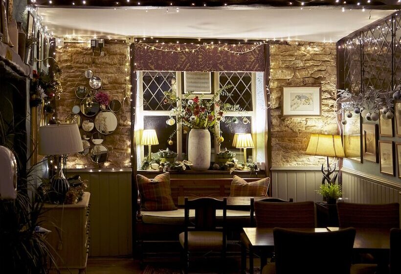 בית מלון כפרי The Ormond At Tetbury