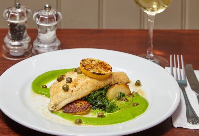 בית מלון כפרי The Ormond At Tetbury